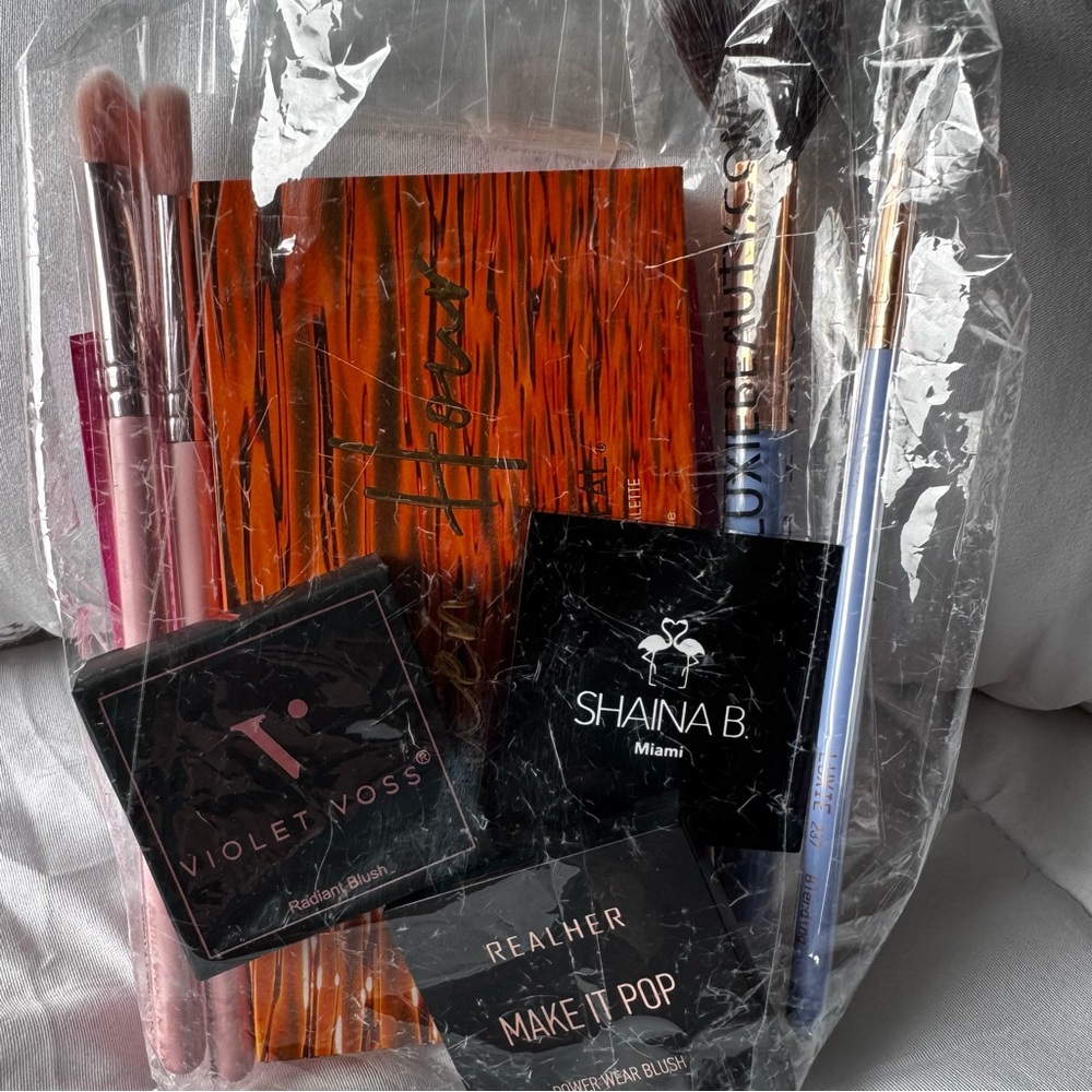Makeup Set Beauty for Real Golden Hour Palette PLUS EXTRAS - NIB